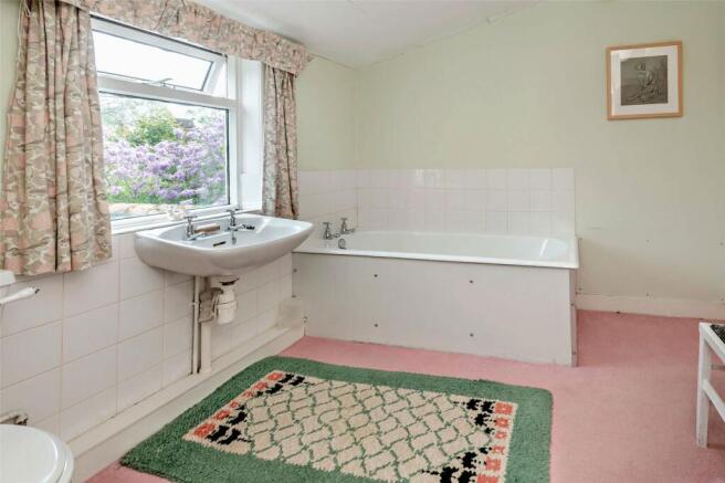 En Suite Bathroom