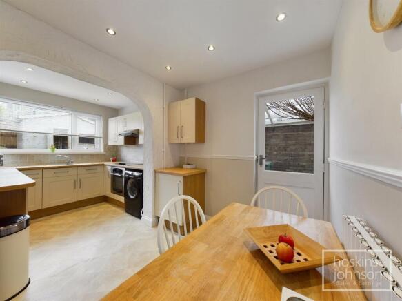 Kitchen/Breakfast Room