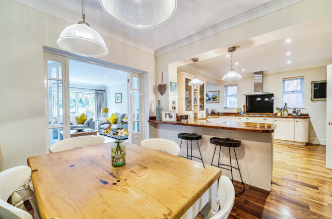 1369219-23-68efbf...