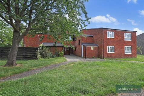 Limes Avenue, Chigwell, Essex, IG7