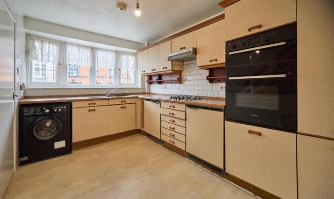 Fitted Dining Kitchen to Front