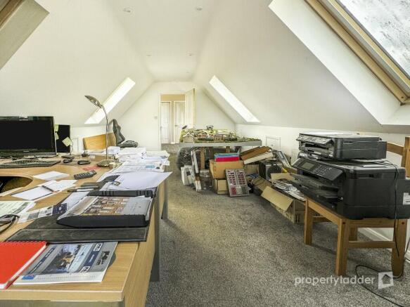 Photo 13