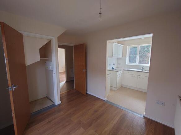 17 Phelps Mill Close, Dursley, Gloucestershire GL11 4GA photo 4