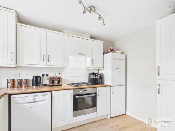 CAM03603G0-PR0054-STILL010