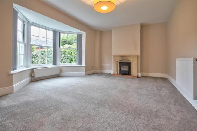 6 sitting room.jpg
