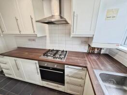 172, Farnham Road, Slough SL1 4XA