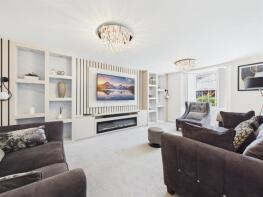 15, Freeman Close, Castle Hill, Swanscombe DA10 1BY