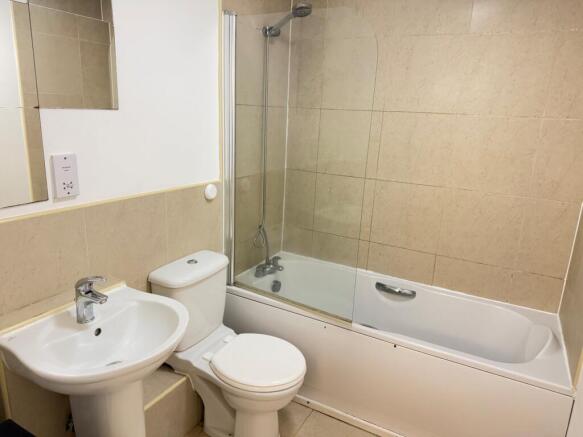 1 bed Flat to rent Image 7