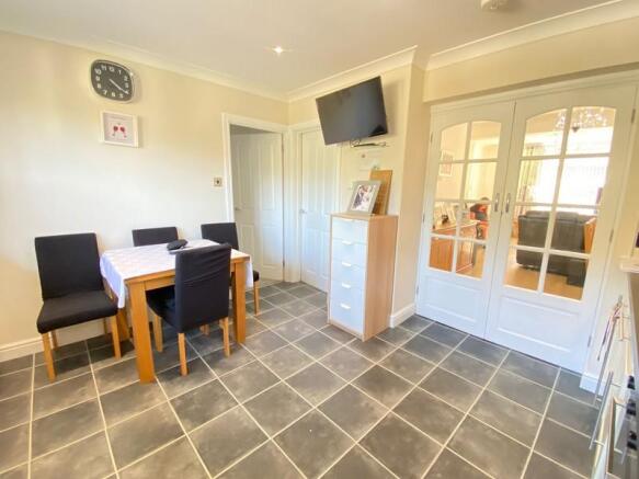 Kitchen/Breakfast Room