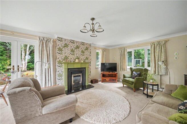 4 bed Detached for sale Image 6
