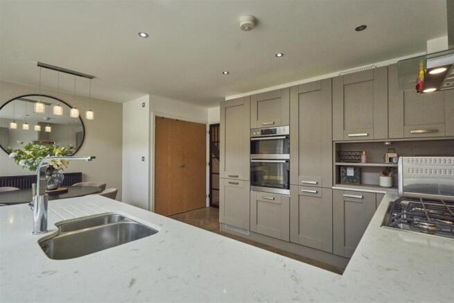 Kitchen-008.jpg