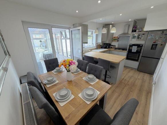 Dining Kitchen