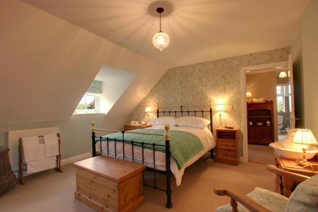 Bedroom 1 (Double)