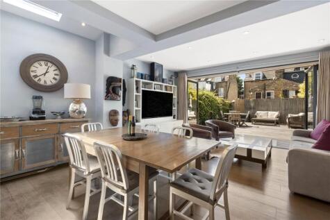 Swanage Road, London, SW18