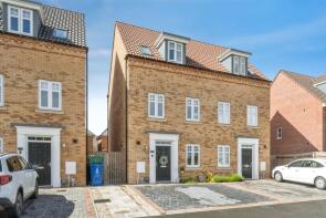 16, Braeburn Drive, Hatfield, Doncaster DN7 6FH