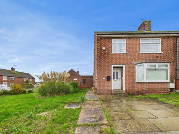 CAM04233G0-PR0046-STILL032