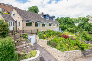 4, Woodside View, Holmfirth HD9 2PT