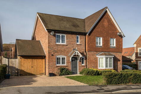Murano Drive, Chineham RG24 8PN