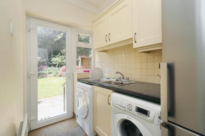 4 bed Detached for sale Image 12