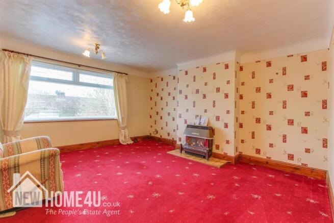 LOUNGE:
