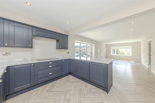Open Plan Kitchen Living Area