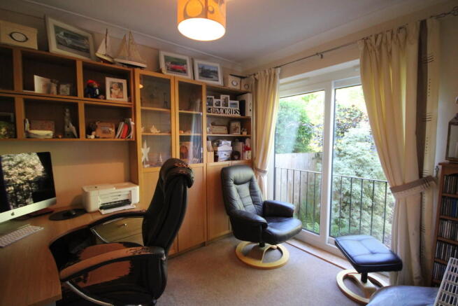 Photo 8