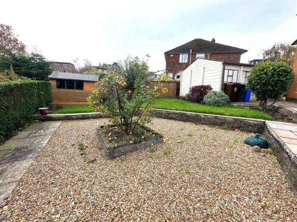 garden 1.jpg