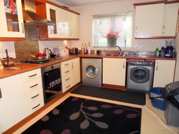 KITCHEN/DINER