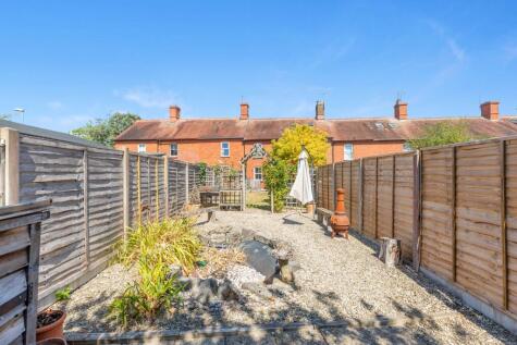 Lawrence Cottages, Gillingham