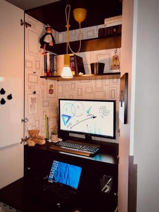 Photo 12