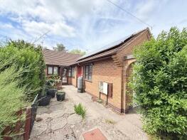 44, Heybrook Avenue, Leicester LE8 4AL