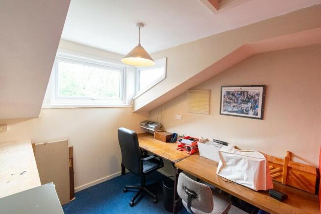 Bedroom/Study