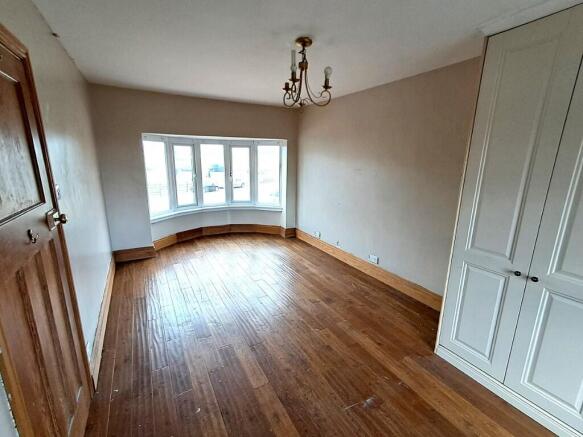3 bed Semi-Detached for sale Image 5