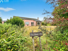 Gwenville, Gorad Road, Valley, Holyhead LL65 3AT