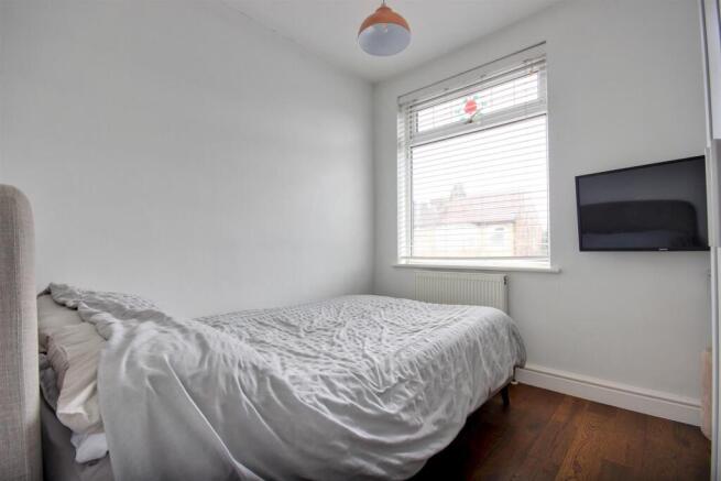 4 bed Semi-Detached for sale Image 9