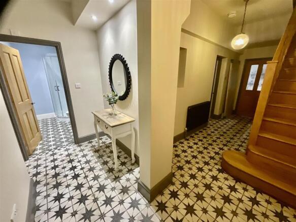 2 bed Not Specified to rent Image 9
