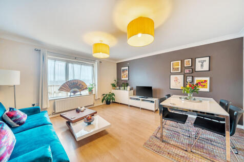 Tooting Borders, Mitcham, CR4