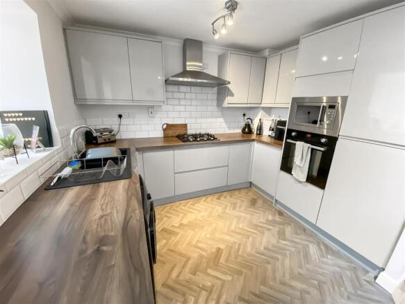 Kitchen/Dining Room
