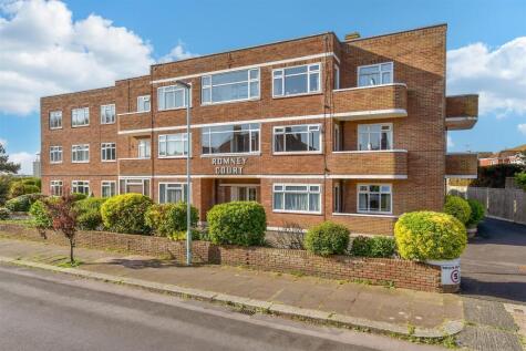 Winchelsea Gardens, Worthing, West Sussex