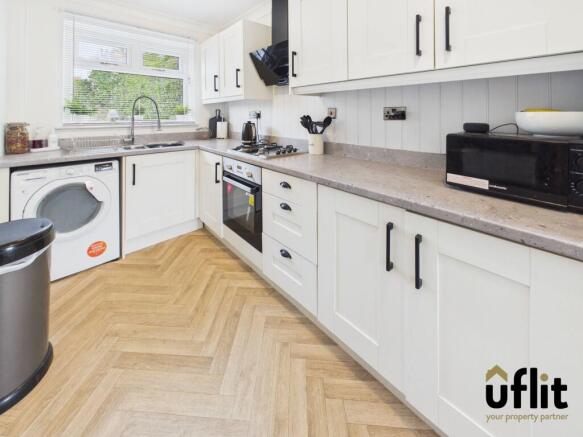2 bed Semi-Detached for sale Image 9