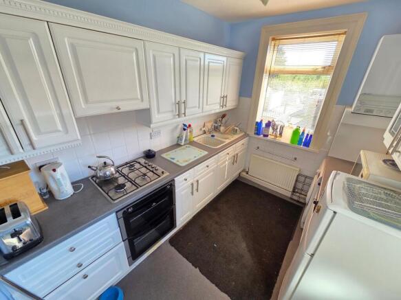2 bed Terraced for sale Image 3