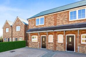 3 Flint House, Goldbridge Road, Lewes BN8 4LD