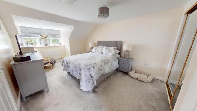 3 bed Town House for sale Image 10