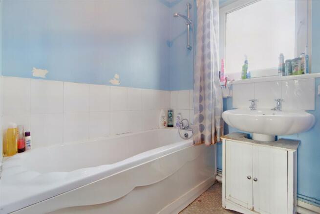 8534660-interior08-800.JPG