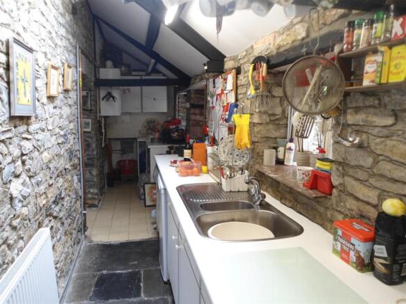 GALLEY KITCHEN