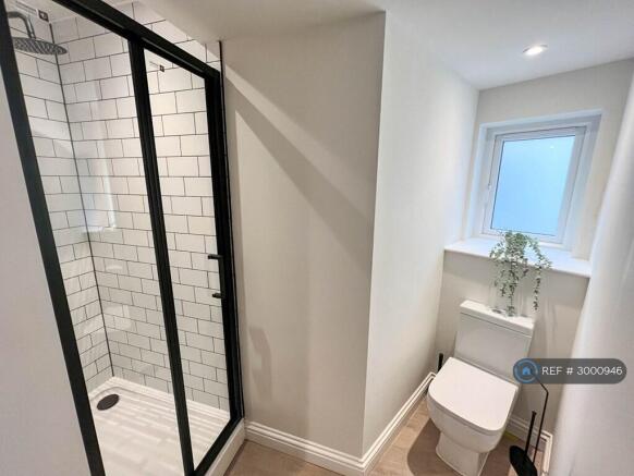 1 bed Flat to rent Image 6