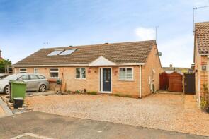 25, Henrys Court, Thetford IP25 6UL