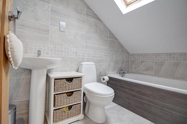 Bathroom: Ensuite 