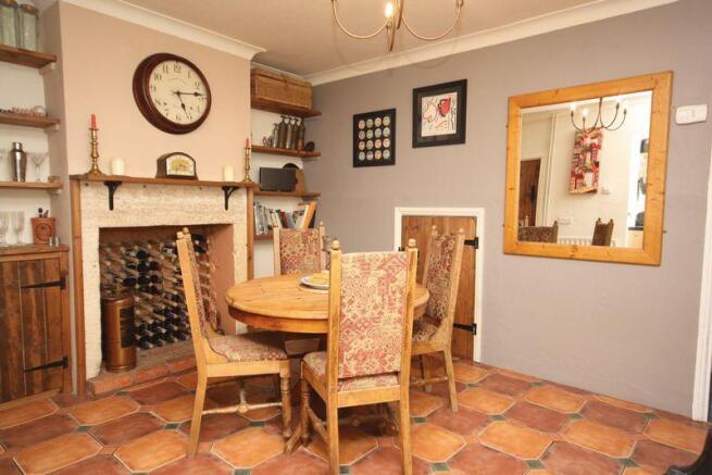Dining room 2