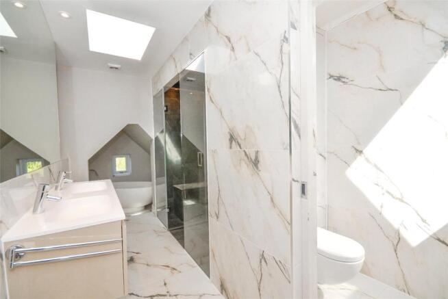 Bedroom 5 En-Suite A